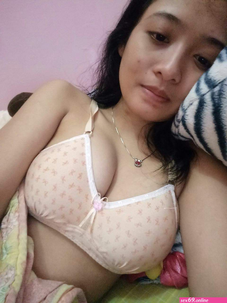 New Viral Indonesia Video Indo Azizah Tutorial Wiwik Ulekan Ganas Trending Global ABG 2025